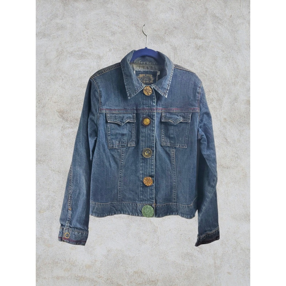 Cabi Womens Medium Wash Denim Jacket Mismatched Decorative Buttons Blue Size M - Picture 2 of 7